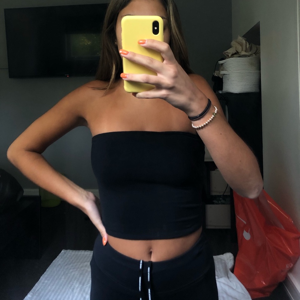 BRANDY MELVILLE BLACK JENNY TUBE TOP